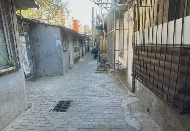 搭乱建居民想提升小区环境的愿望实现了凯发携手马竞赛事拆除700平方米私(图7)